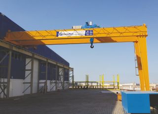 semi gantry cranes
